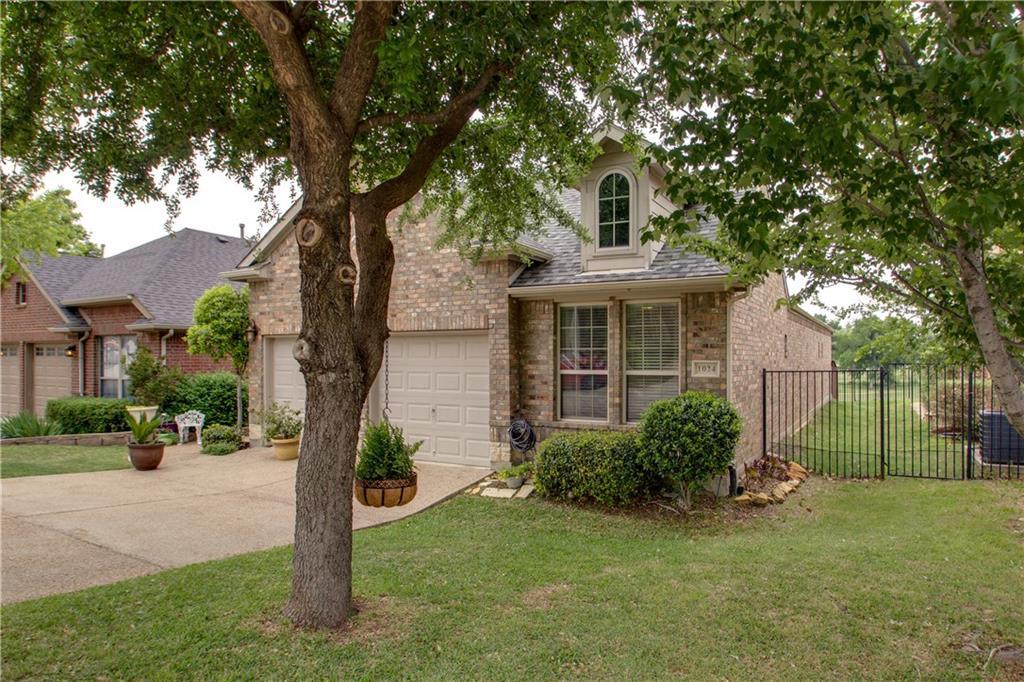 1024 Kaylie Street - Photo 1