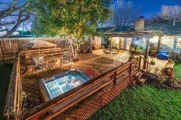 701 Cottonwood Drive - Photo 1