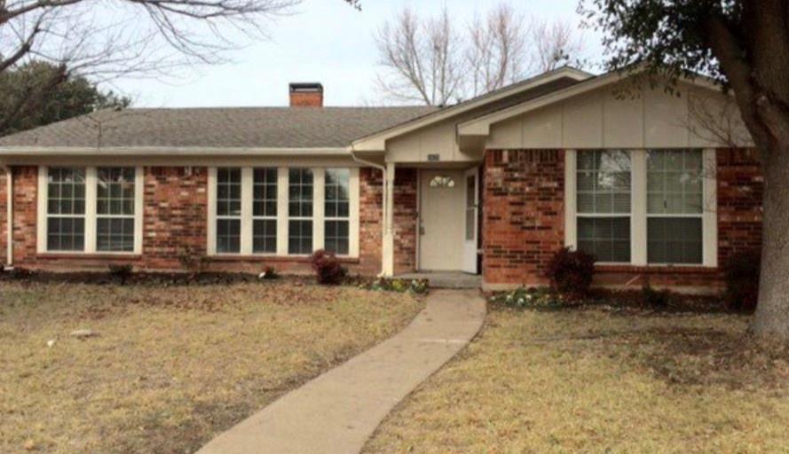 2425 Emerson Drive - Photo 1