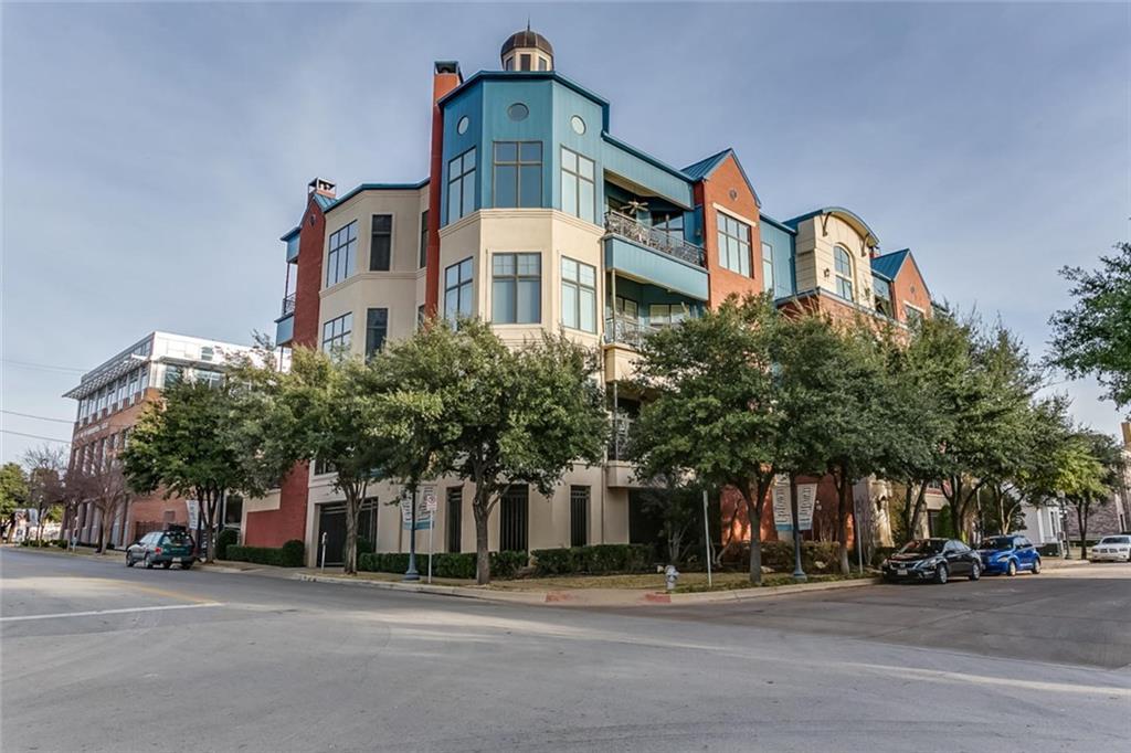 601 1st Street - Photo 1