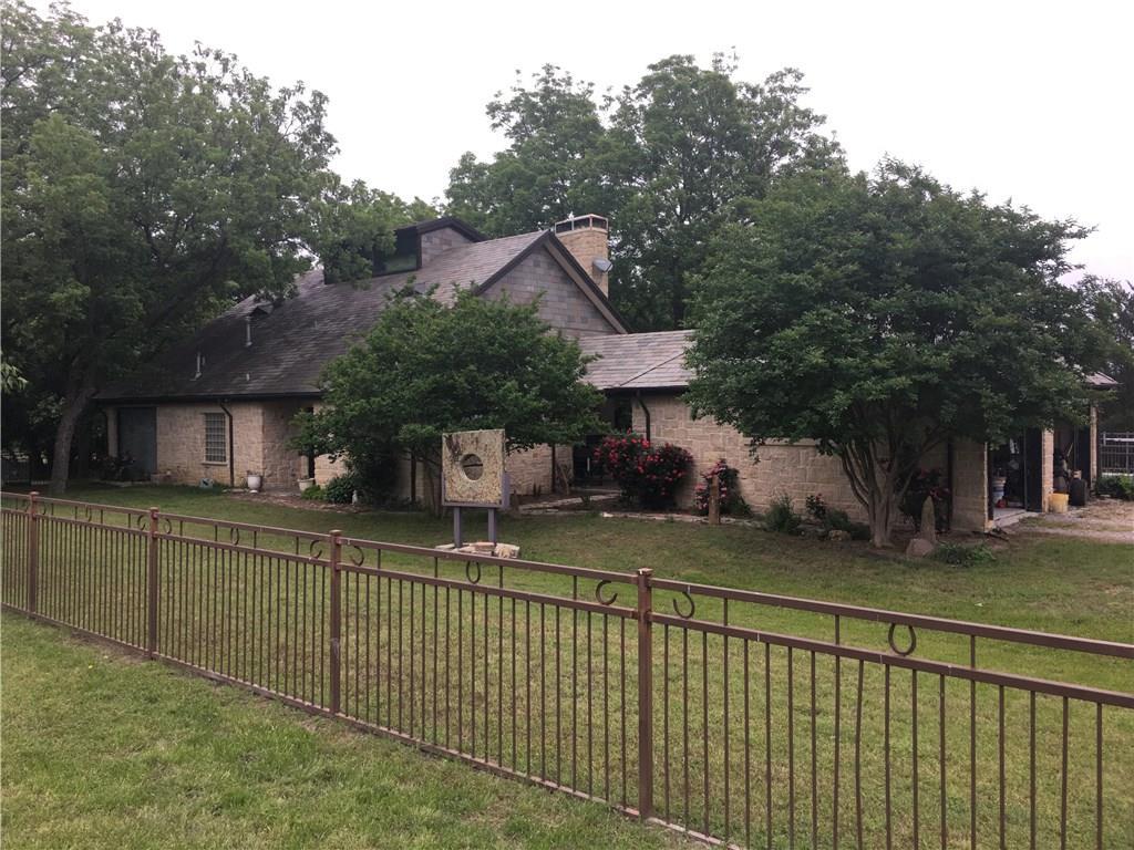901 County Road 4642 - Photo 1