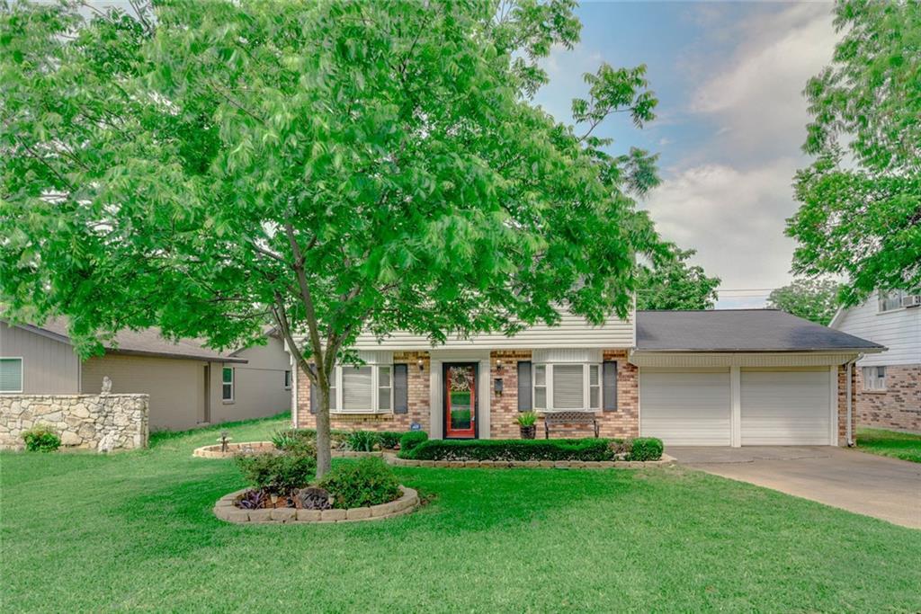 702 Waggoner Drive - Photo 1