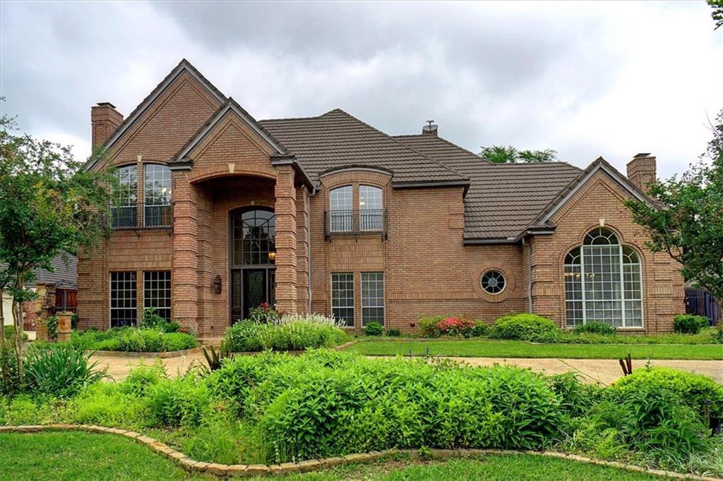 2802 Summertree Lane - Photo 1