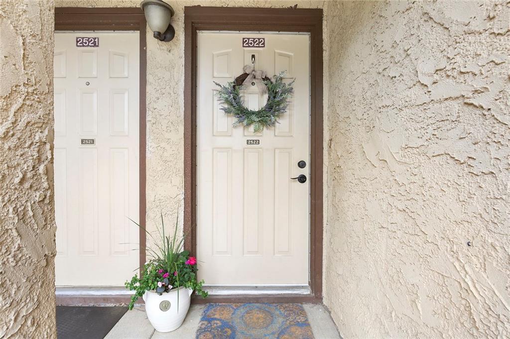 2006 Cloisters Drive - Photo 1
