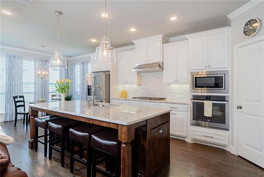 3713 Wildridge Boulevard - Photo 1