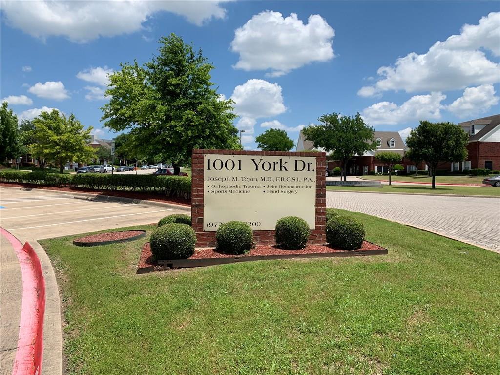 1001 York Drive - Photo 1