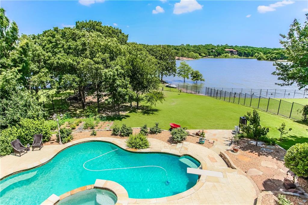 3112 Lake Creek Drive - Photo 1