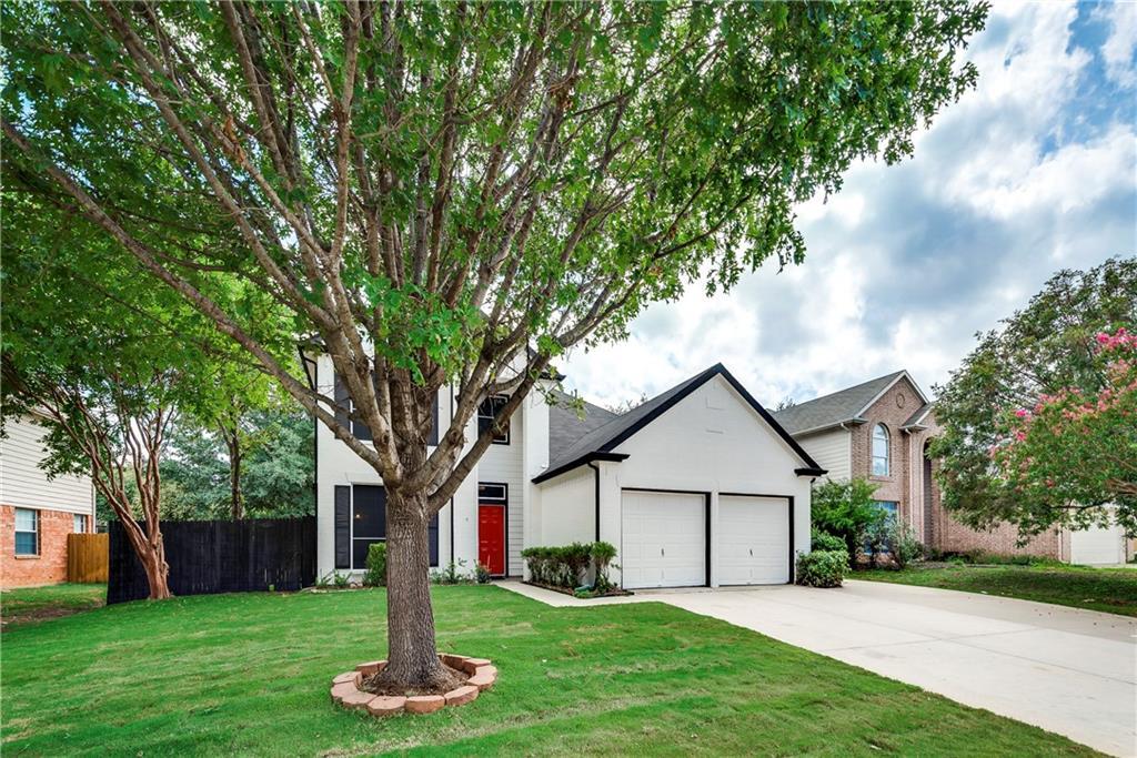 330 Bluewood Lane - Photo 1