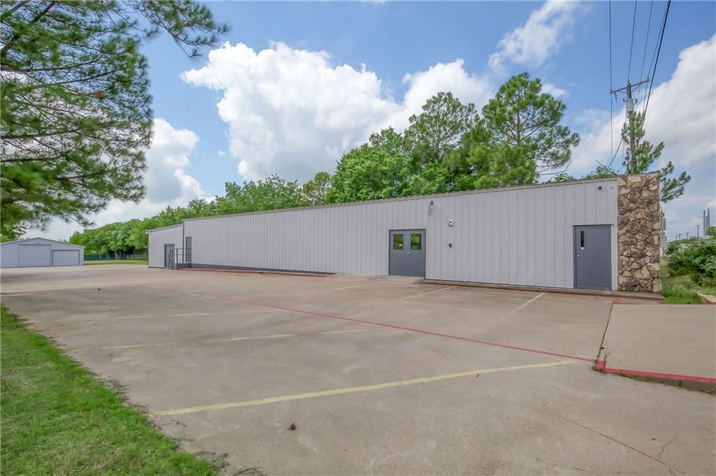 1791 Fm Road 1187 - Photo 1