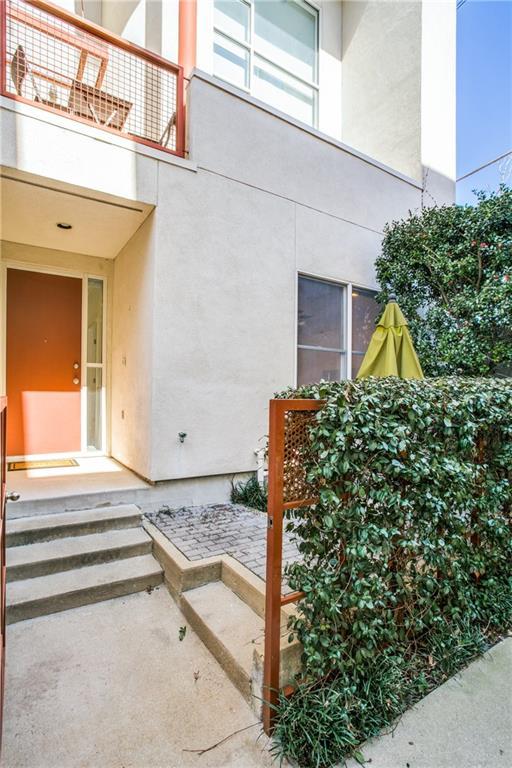 4030 Travis Street - Photo 1