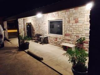 200 Malloy Bridge Road - Photo 1