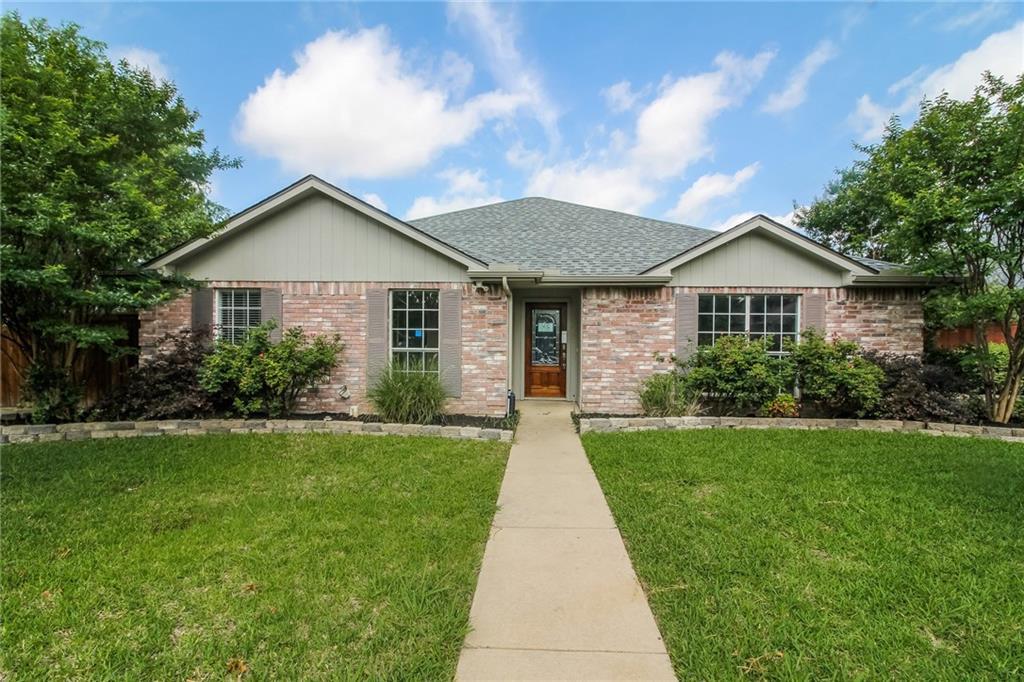 403 Adams Avenue - Photo 1