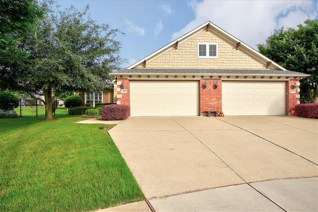 193 River Hills Court - Photo 1