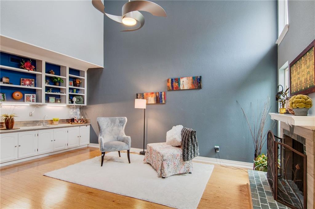 6016 Mockingbird Lane - Photo 1