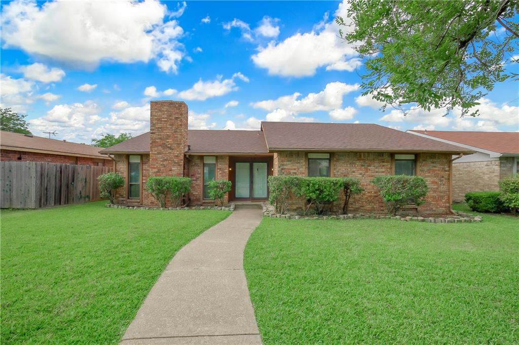 516 Hardwood Trail - Photo 1