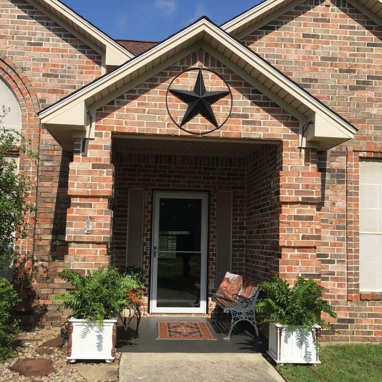 1300 Squires Lane - Photo 1
