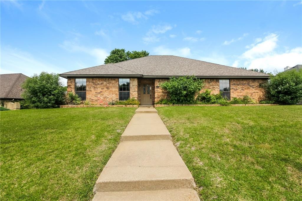920 Nottingham Drive - Photo 1