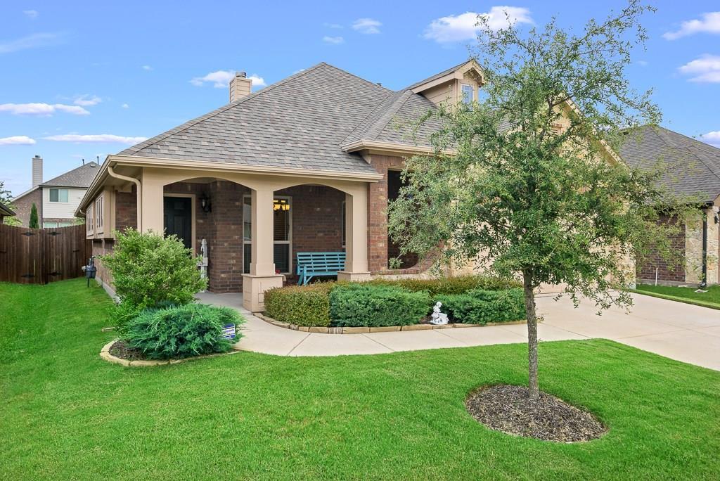 816 Chatsworth Drive - Photo 1