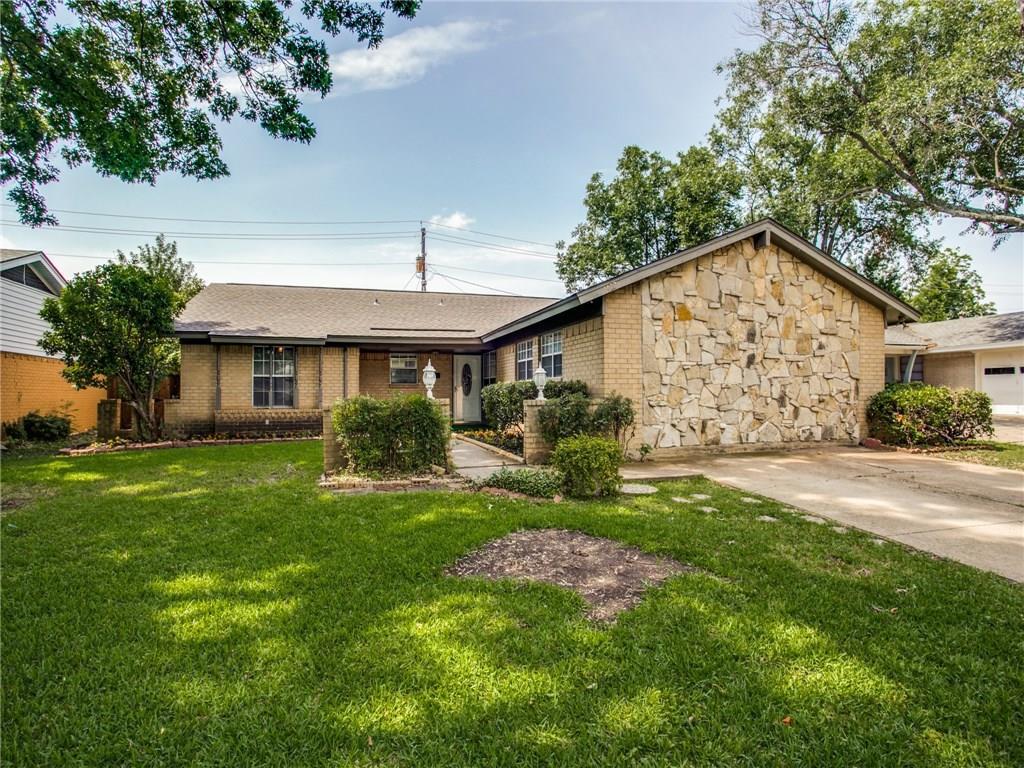 1422 Carroll Drive - Photo 1