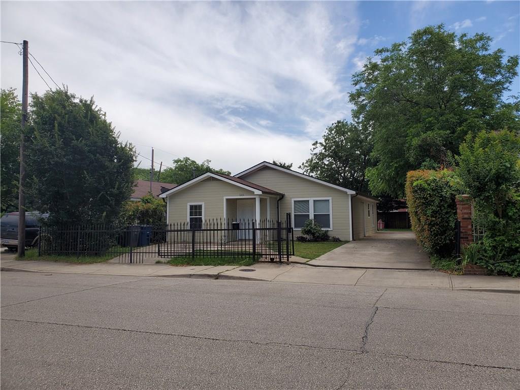 1406 Dennison Street - Photo 1