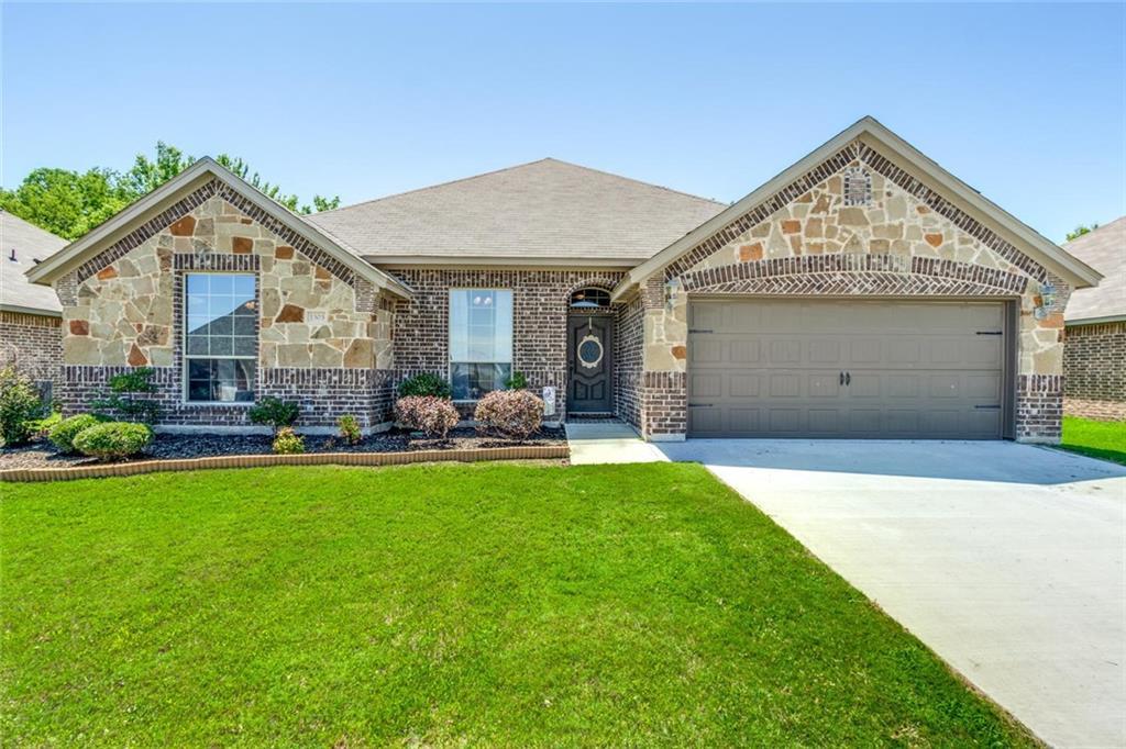 1303 Shirley Street - Photo 1
