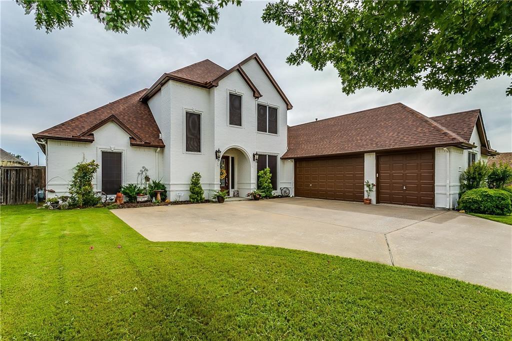 933 Thomas Crossing Drive - Photo 1