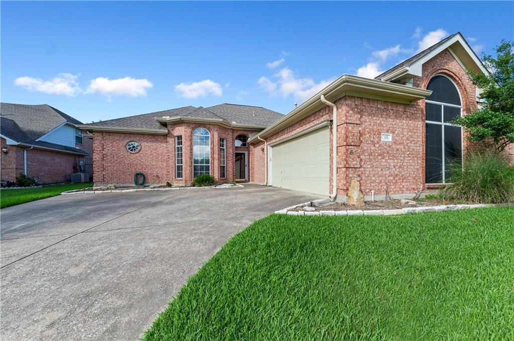 15 Shasta Drive - Photo 1