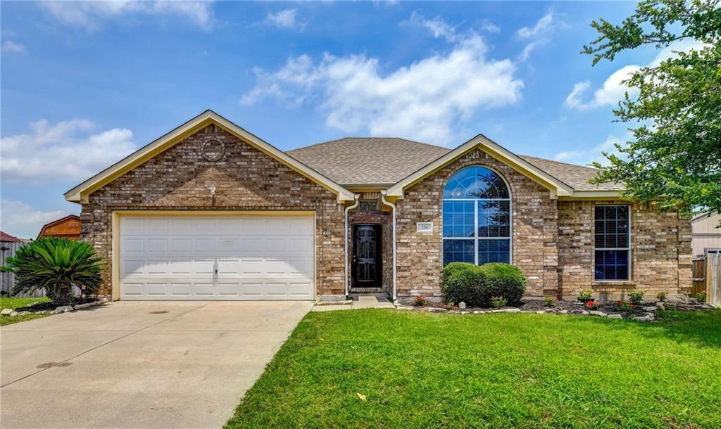 216 Stanley Drive - Photo 1