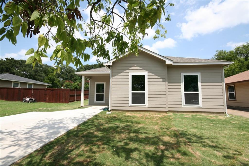 710 Crawford Street - Photo 1
