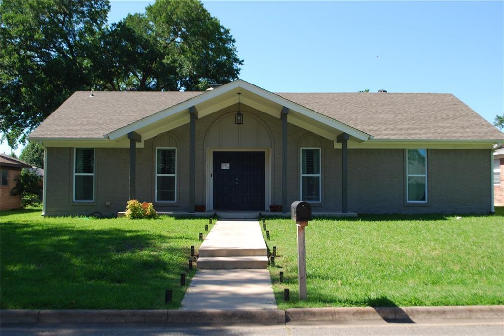 811 Starlight Drive - Photo 1