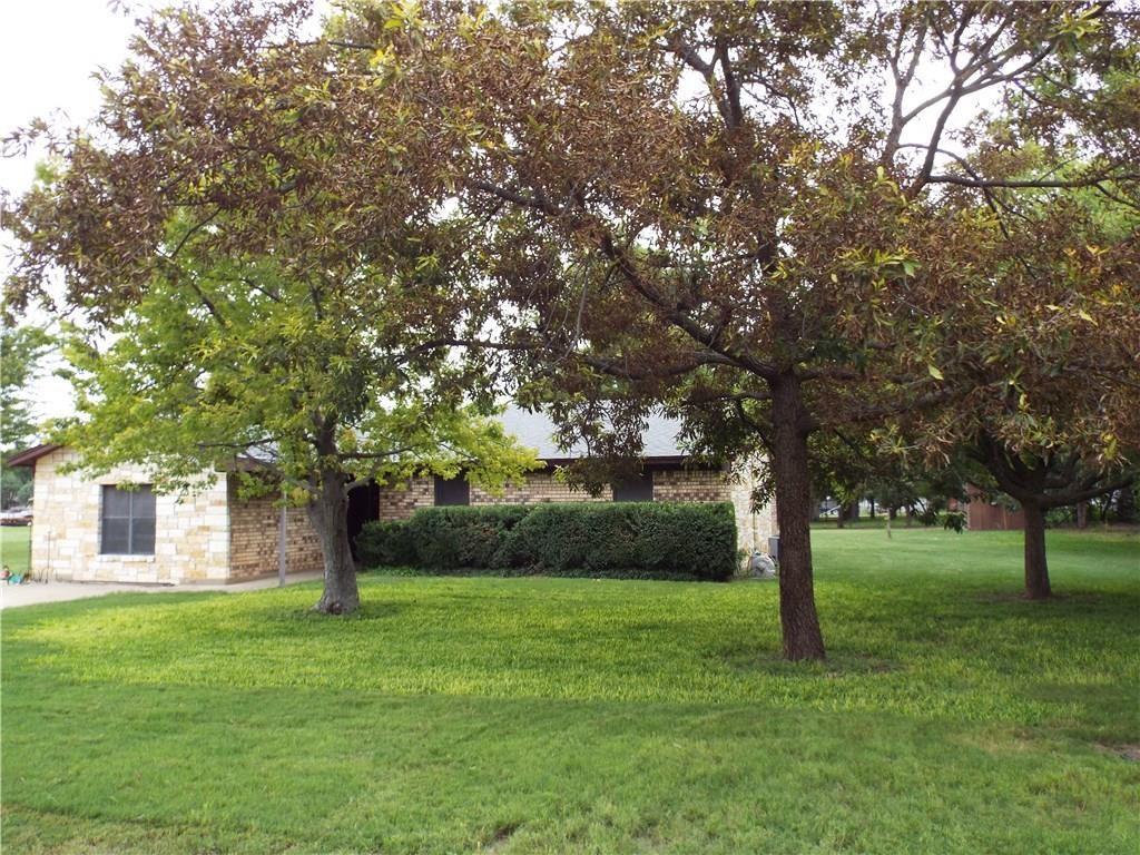415 Brewster Street - Photo 1