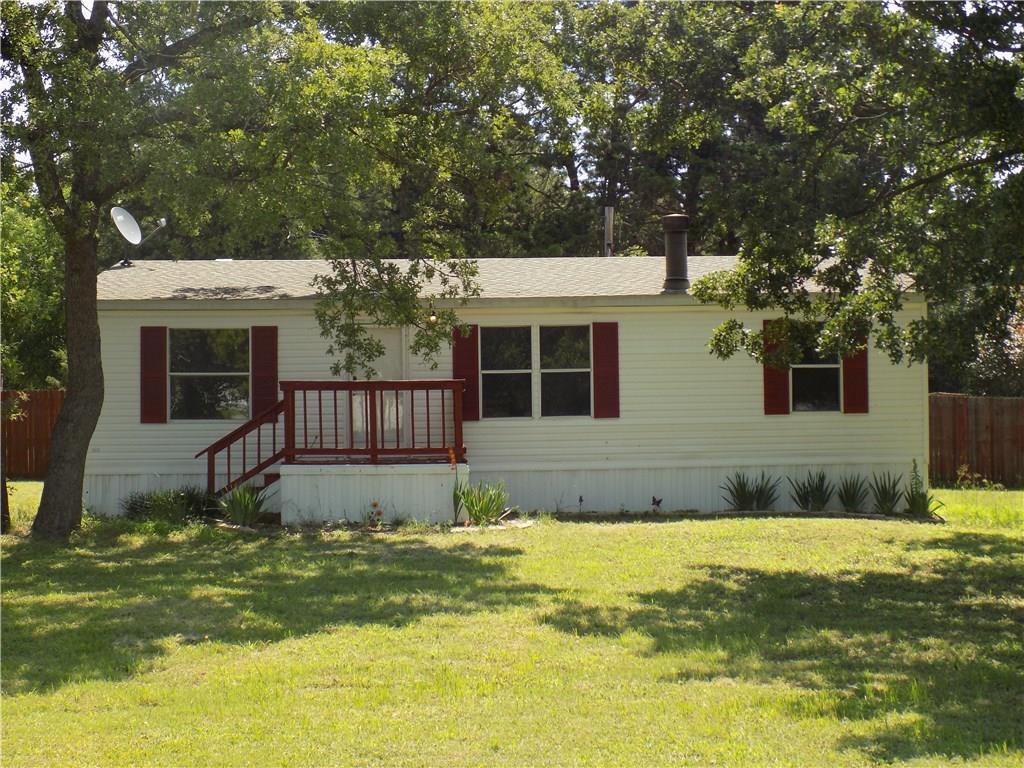 140 Lowrey Circle - Photo 1