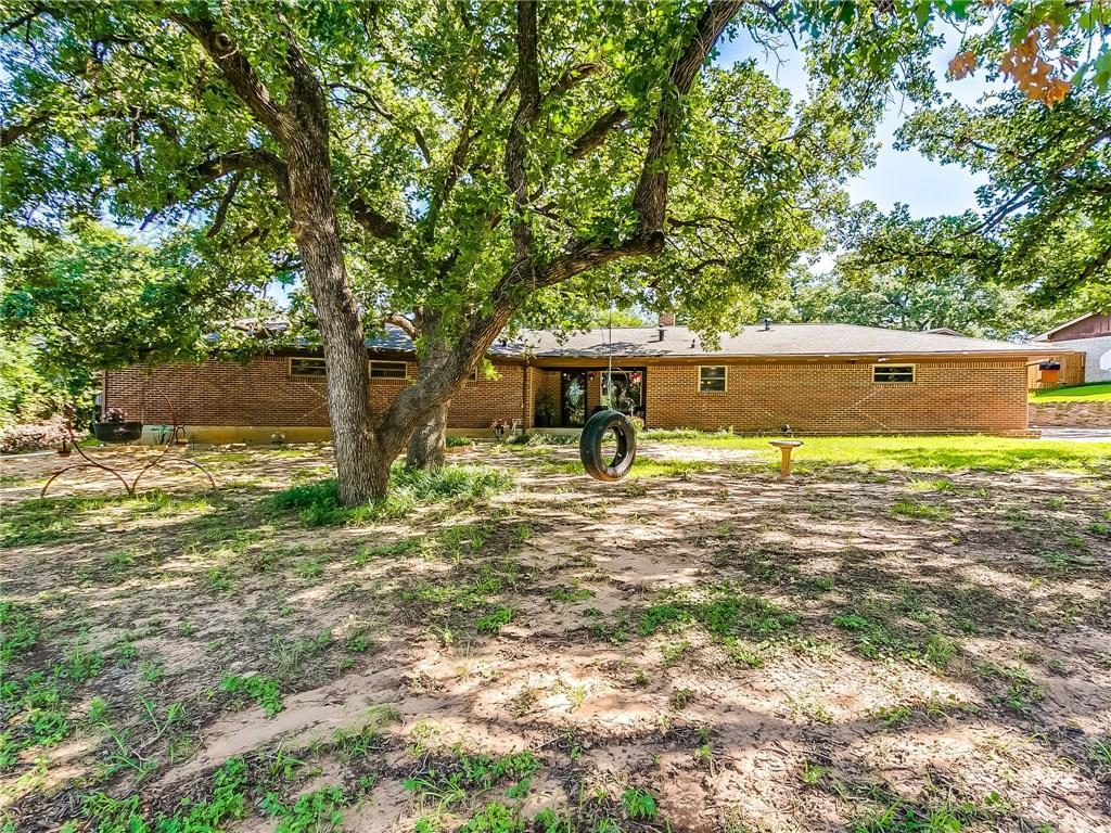 215 19th Street - Photo 1