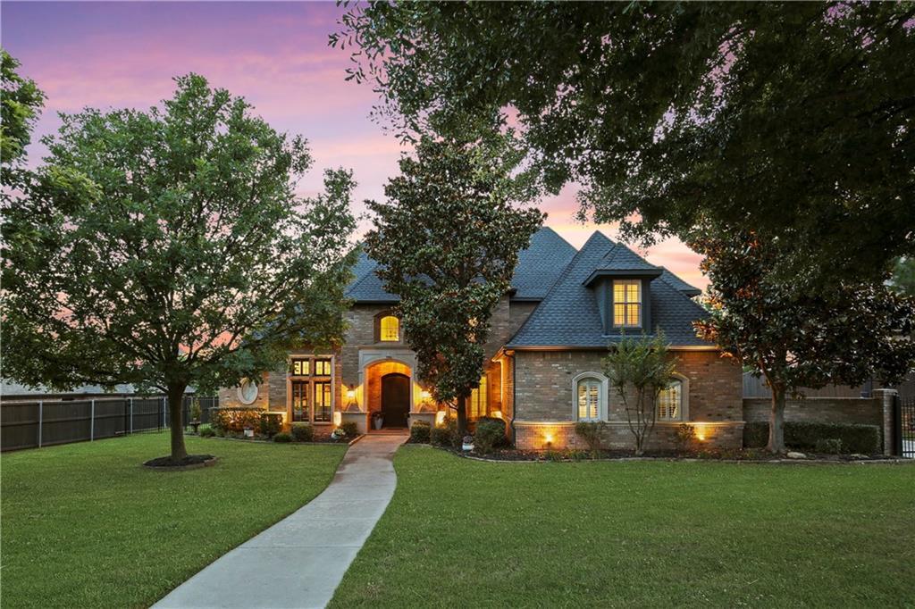 706 Sussex Court - Photo 1