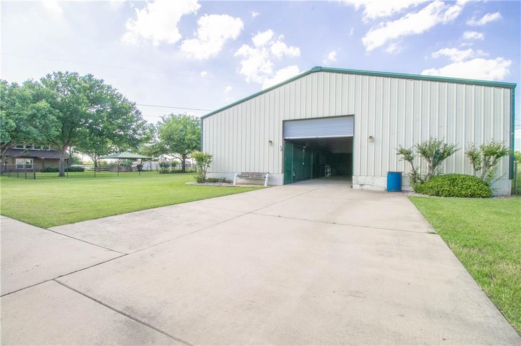 2227 White - Photo 1
