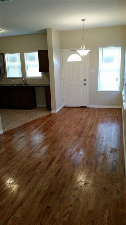 1921 10th Street - Photo 1