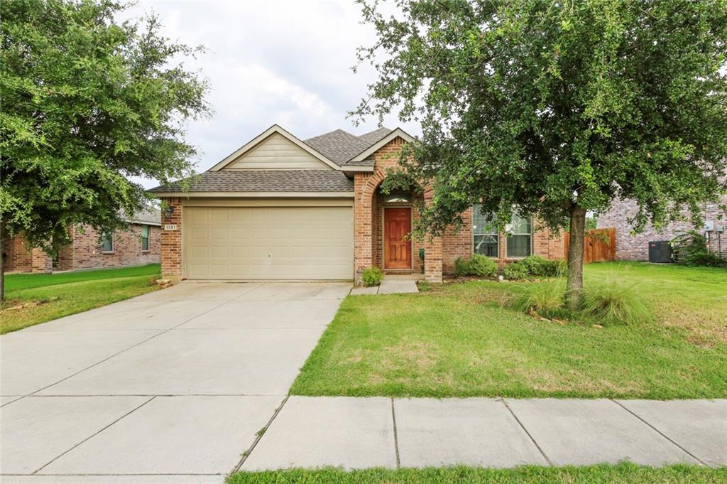 1131 Oakbrook Street - Photo 1