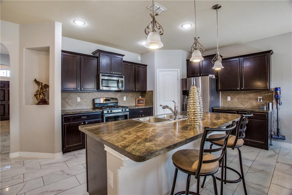 1740 Capulin Road - Photo 1
