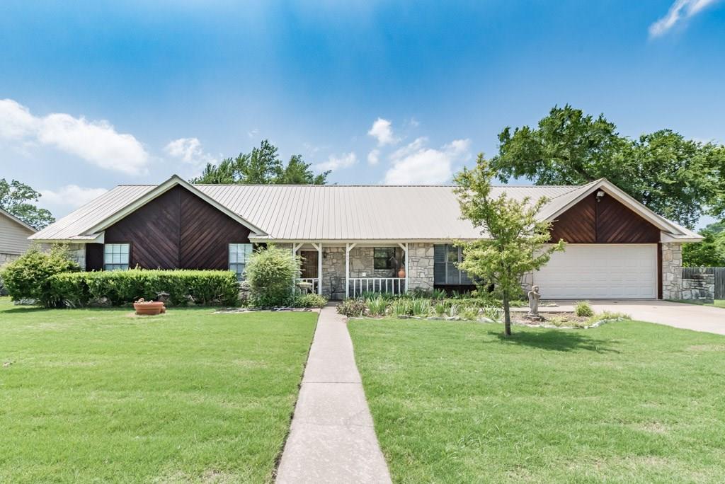405 Jean Drive - Photo 1