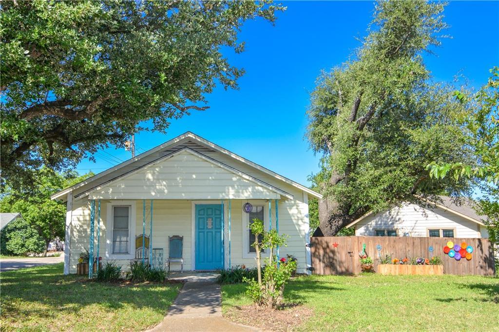 816 Glen Rose Road - Photo 1