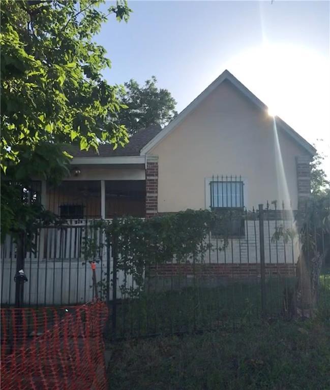 1226 Ash Crescent Street - Photo 1