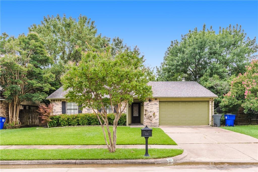 405 Woodcrest Way - Photo 1