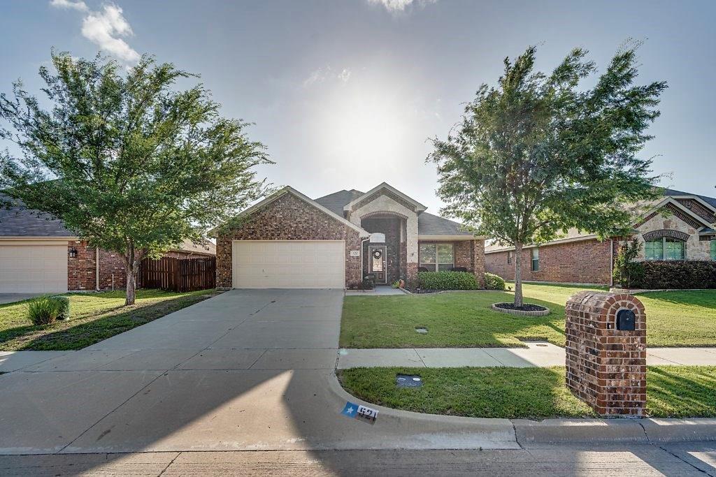 521 Chelsea Drive - Photo 1