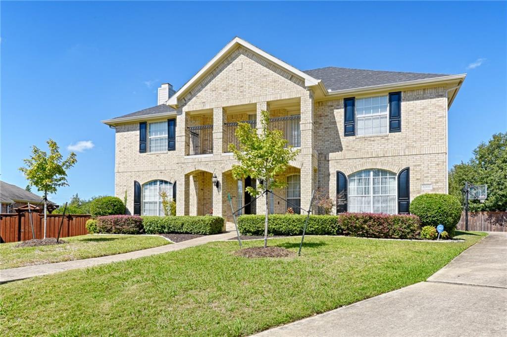 1501 Lake Bluff Drive - Photo 1