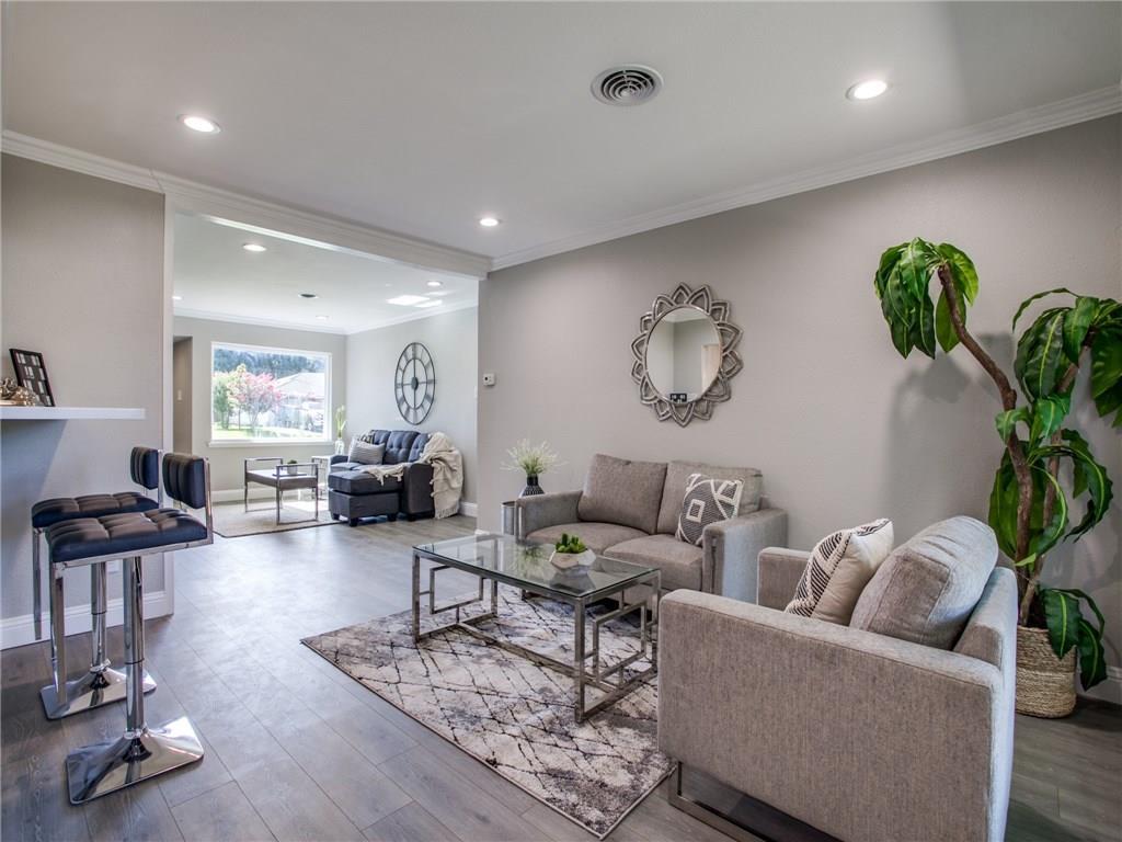 115 Brookwood Drive - Photo 1