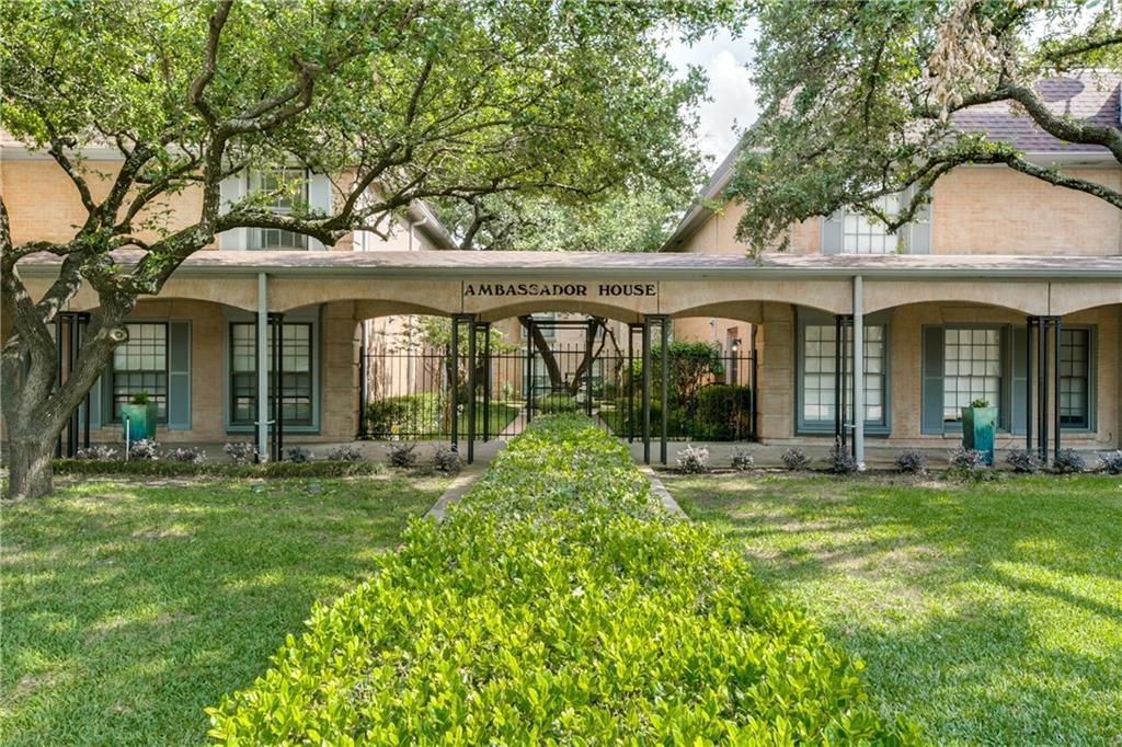 7822 Meadow Park Drive - Photo 1