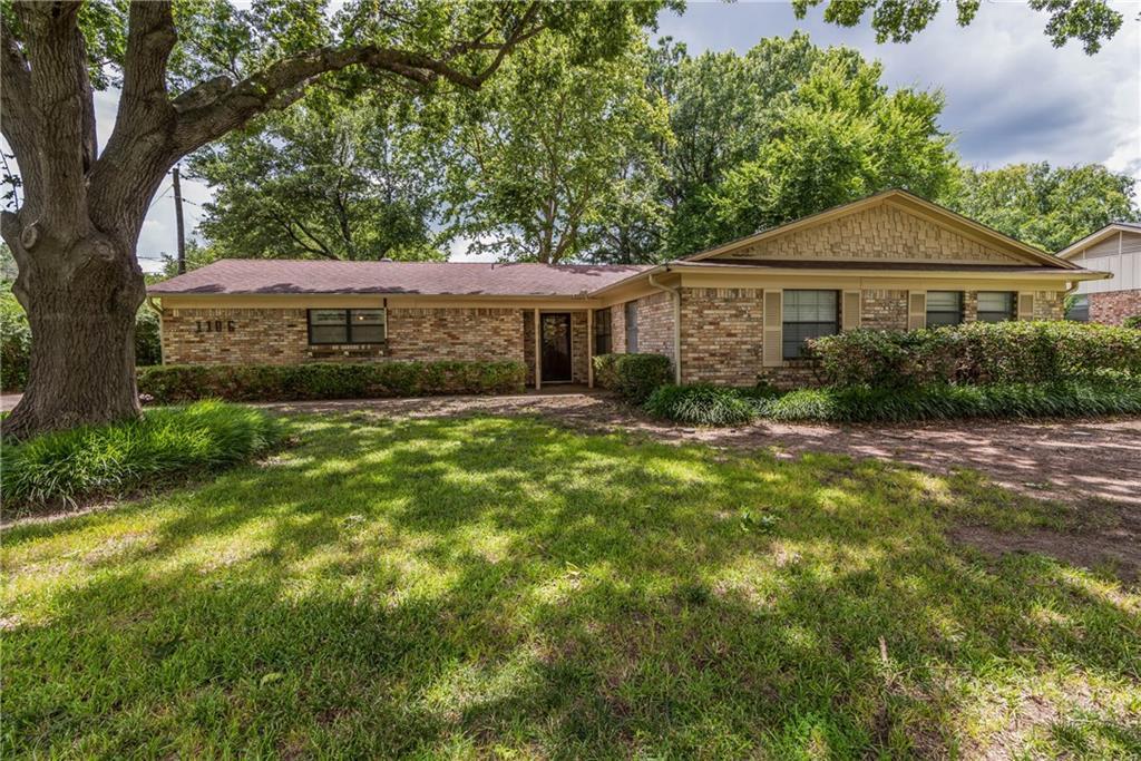 1106 Yorkshire Drive - Photo 1