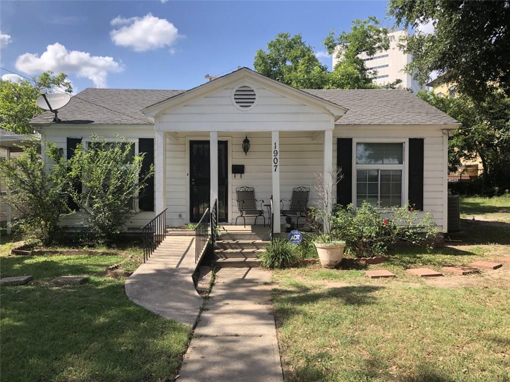 1907 Chattanooga Place - Photo 1