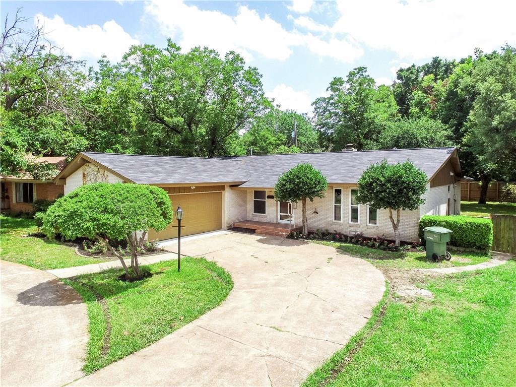 824 Branch Drive - Photo 1