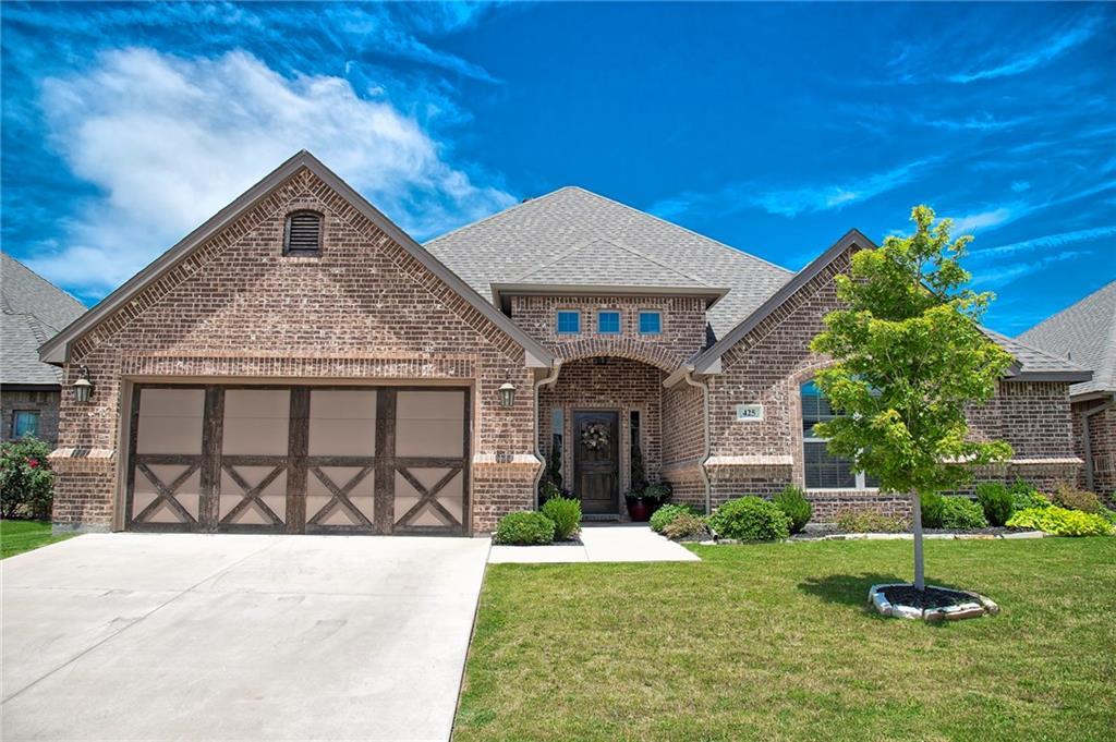 425 Sagebrush Drive - Photo 1